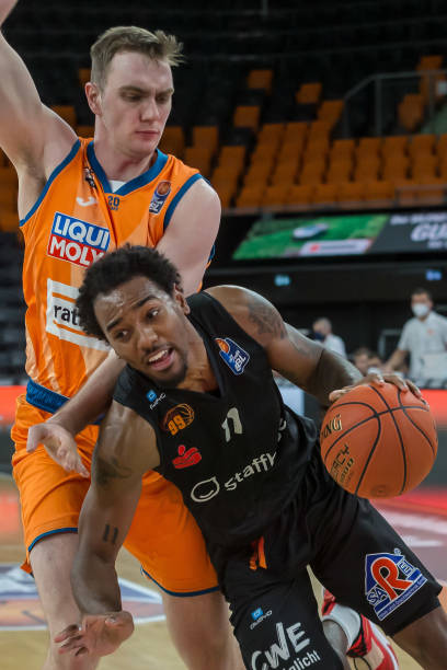 T金奈站决 T金奈站决