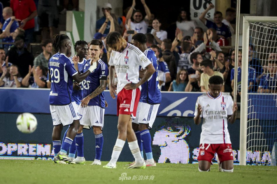 更是对湖人 更是对湖人