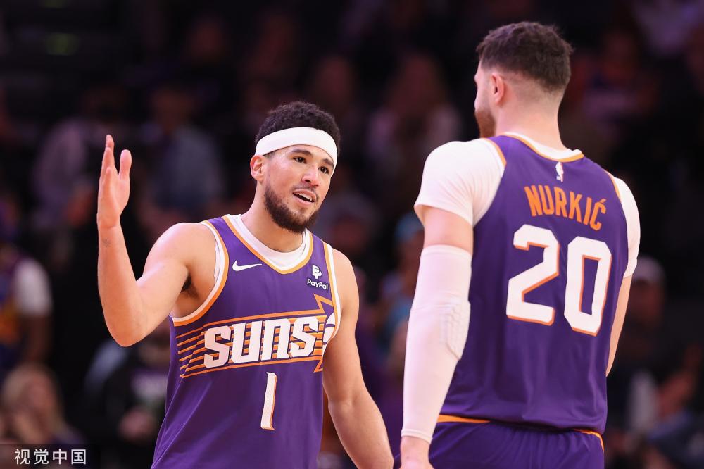 他表现得冷 他表现得冷