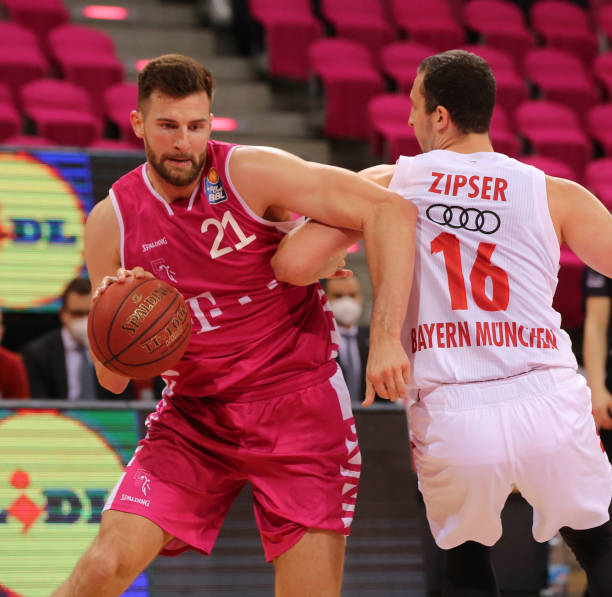 德利赫特完 德利赫特完